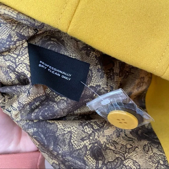 Women’s Guess Peacoat - Picture 4 of 5